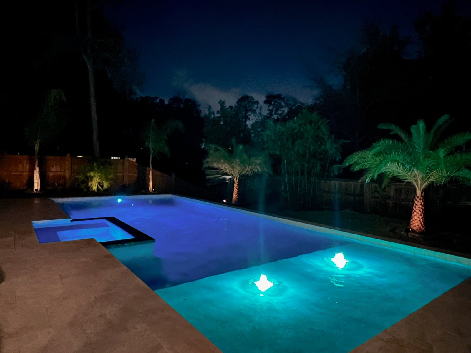 Pool LightsSolar Spot Lights for Pool | LED Lighting Solutions ...