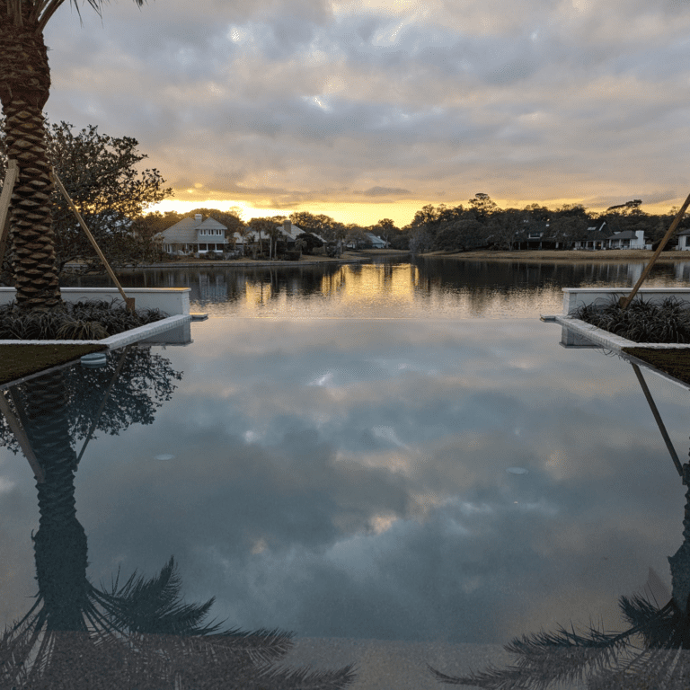 Vanishing Edge Pool