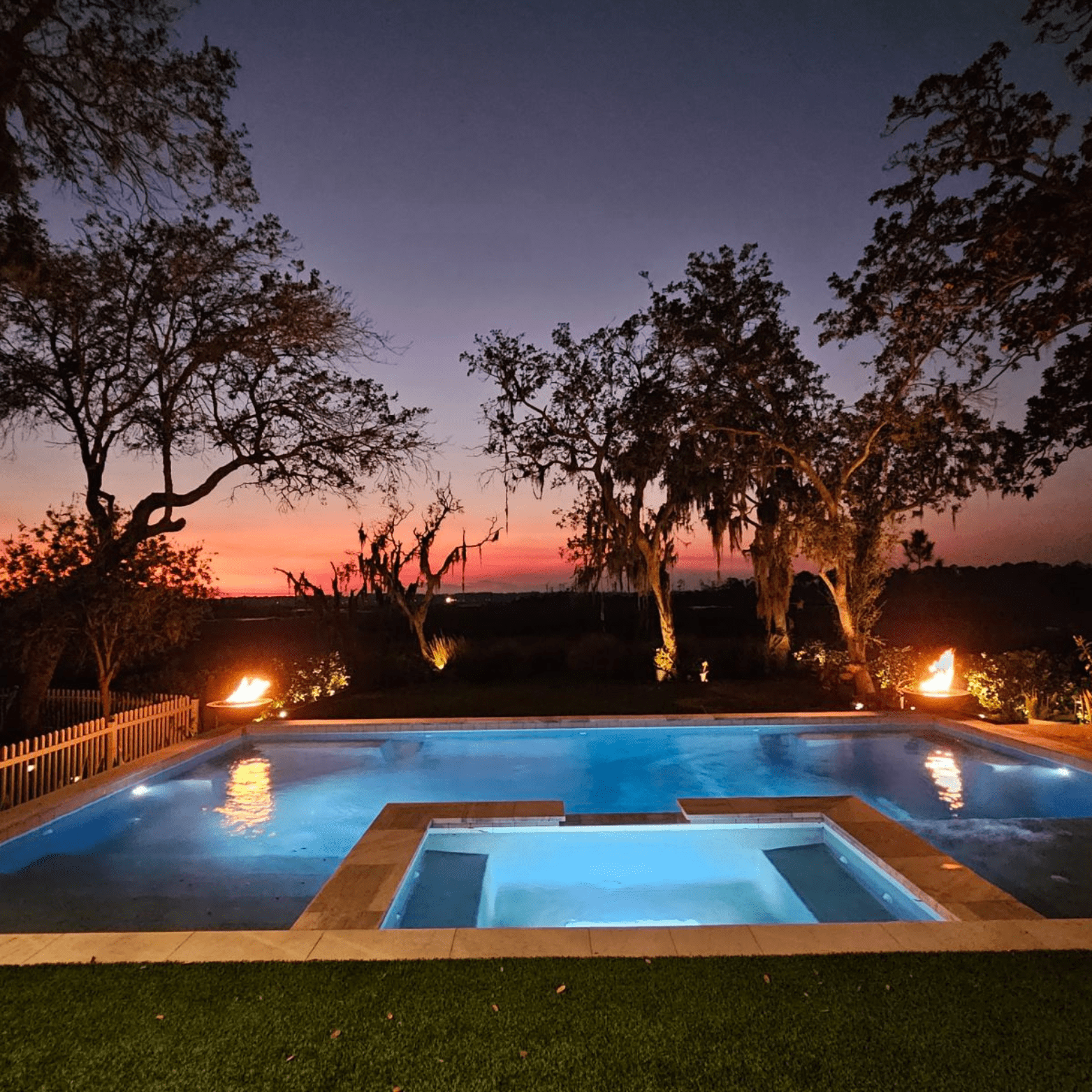 Pool & Spa with Fire Bowls Atlantic Beach Florida 